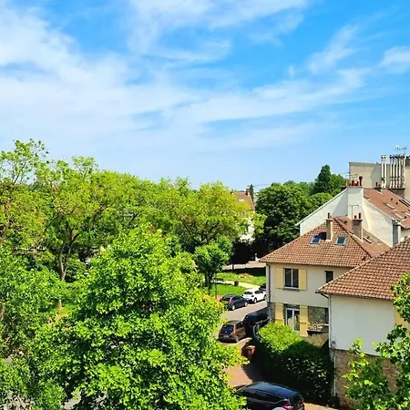 Appartement Superbe Proche Versailles Saint-Cyr-lʼÉcole